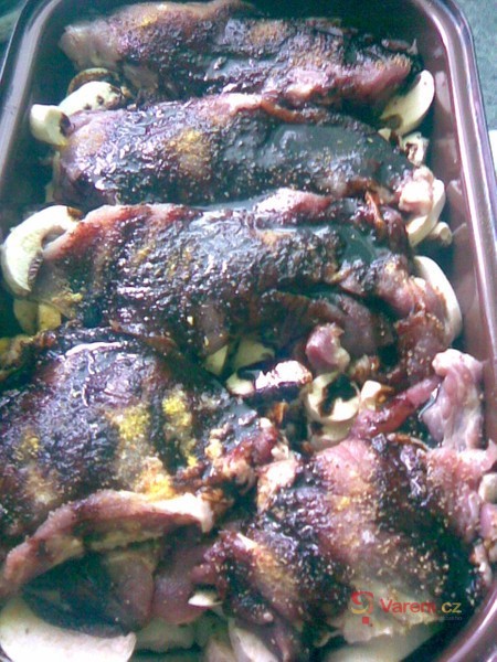 Kýta pečená na žampionech - fotografie 3