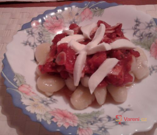 Italské bramborové noky s rajčatovou omáčkou