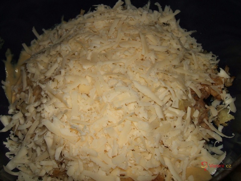 Vepřové maso s celerem a sýrem - fotografie 3