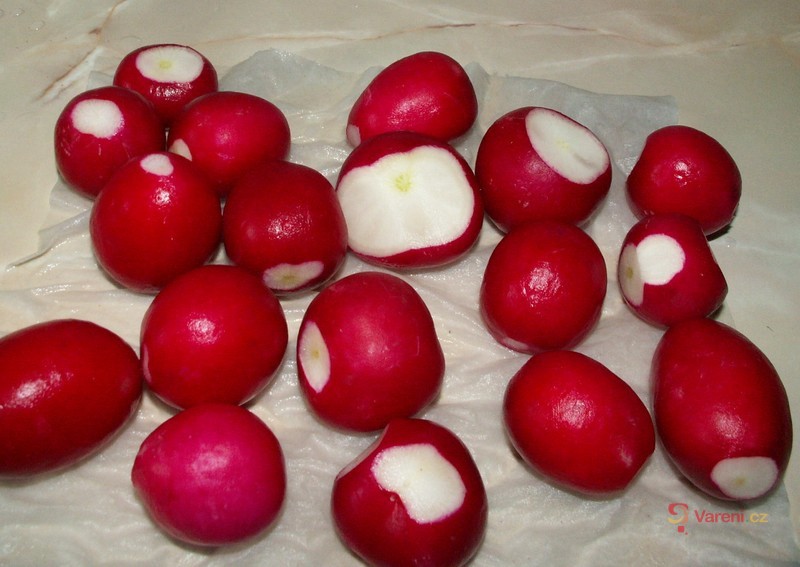 Zeleninový salát s meduňkou - fotografie 2