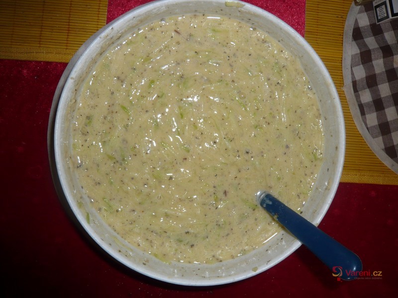 Cuketové bramboráky  se špenátem a hermelínem - fotografie 4