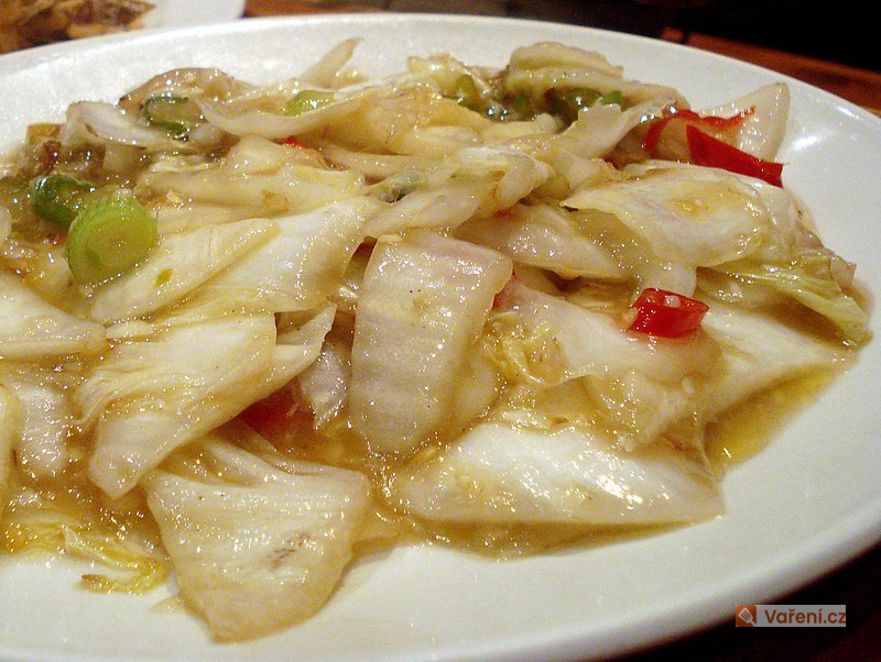 Dušené pekingské zelí