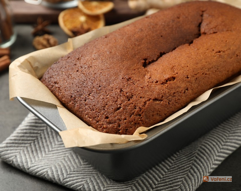 Perník s vanilkovým pudinkem