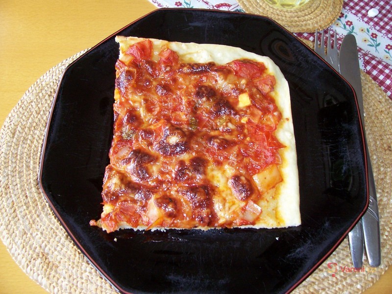 Pálivá neapolská pizza - fotografie 5