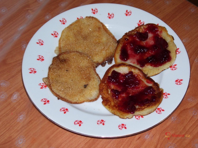 Tvarohové lívance se skořicí - fotografie 2