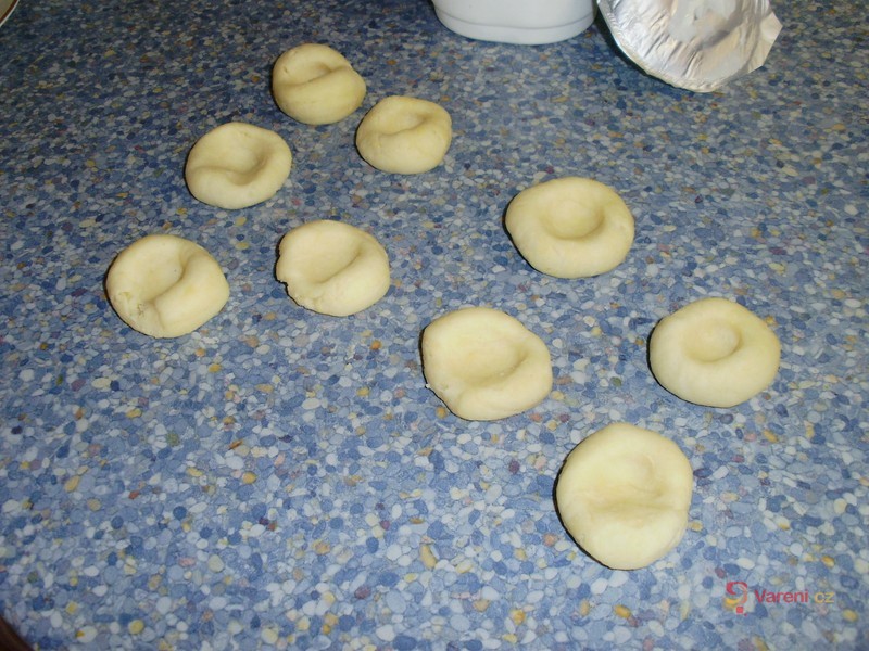 Nekynuté koláčky - fotografie 2
