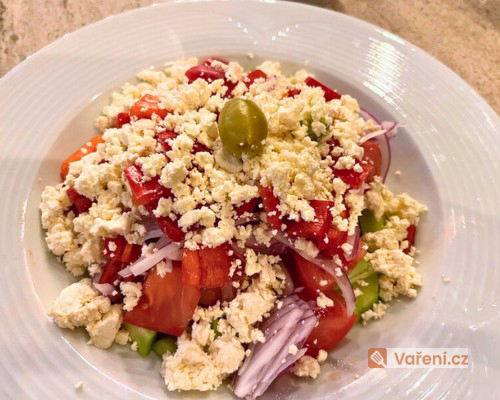 Jednoduchý šopský salát