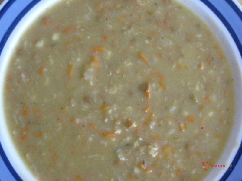 Čočková nebo fazolová polévka