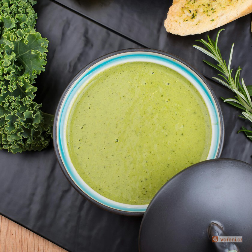 Brokolicový krém s bramborem