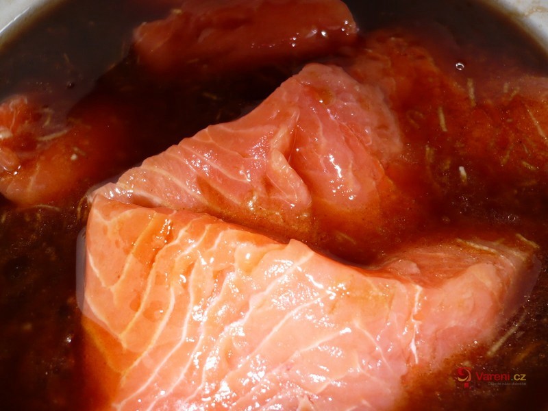 Marinovaný pečený losos - fotografie 2
