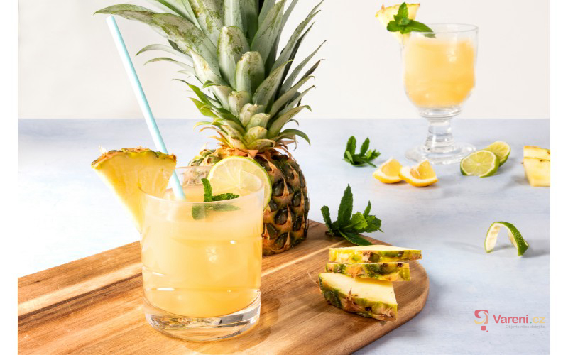 Ananasová bowle