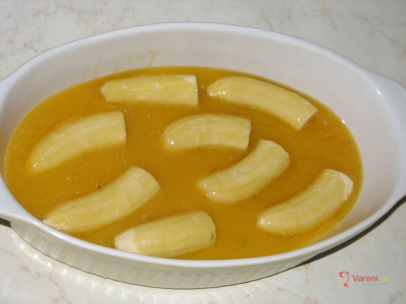 Slaninová krůtí prsa s medovým banánem - fotografie 4