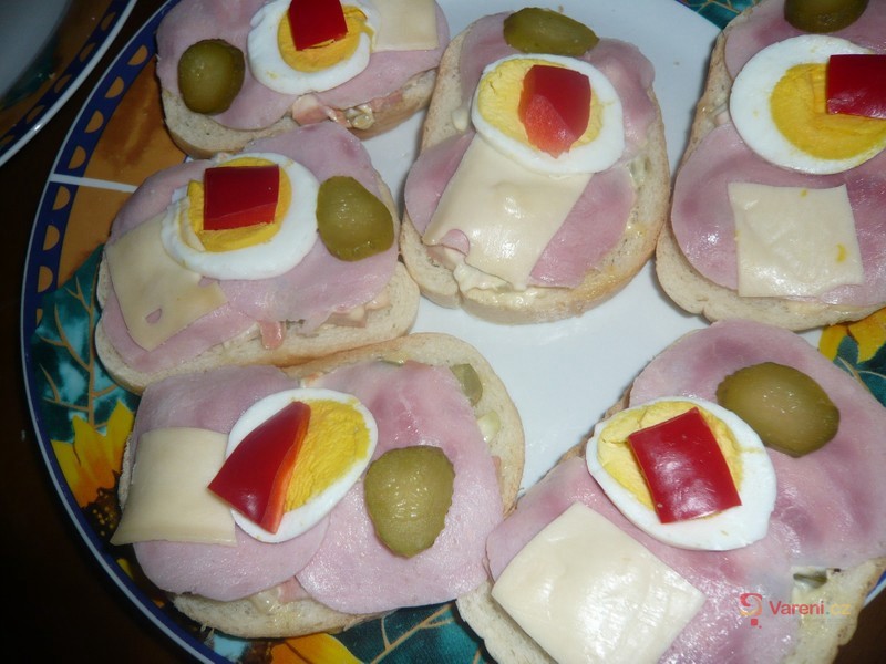 Domácí vlašák na chlebíčky - fotografie 2