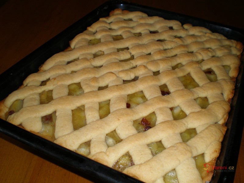 Mřížkový koláč s hruškami - fotografie 2