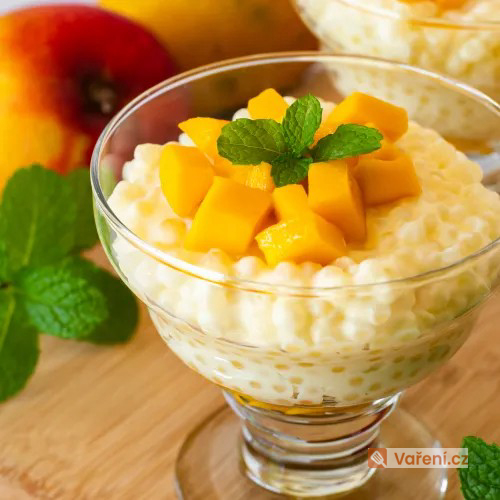 Jemný rýžový nákyp s ovocem