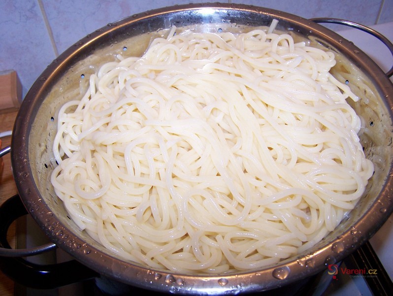 Špagety zapečené s mletým masem - fotografie 3