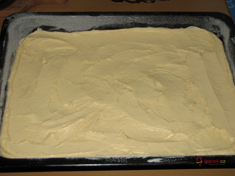 Třený švestkový koláč - fotografie 4