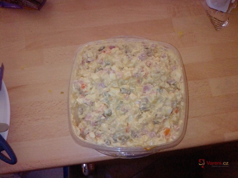 Bramborový vánoční salát - fotografie 2