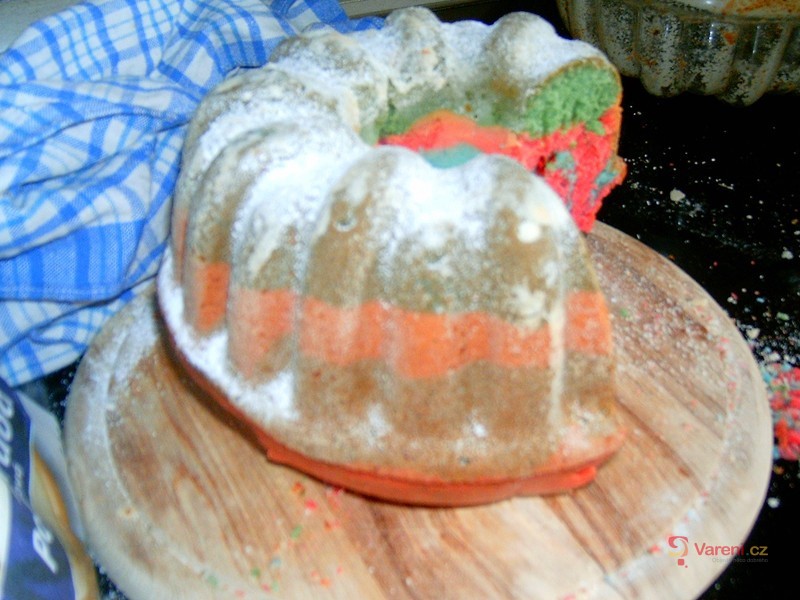 Chaos v bábovce - fotografie 2