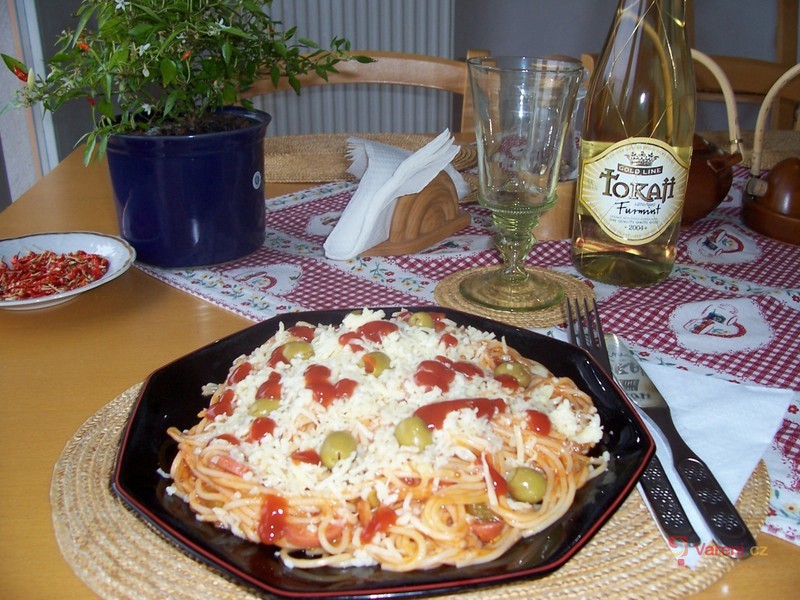 Špagety s tuňákem - fotografie 2