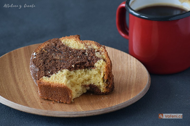 Hrníčková rumová bábovka