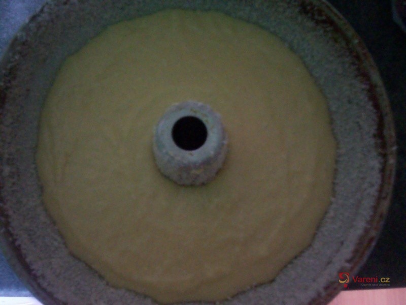 Hrnková kokosová bábovka - fotografie 4