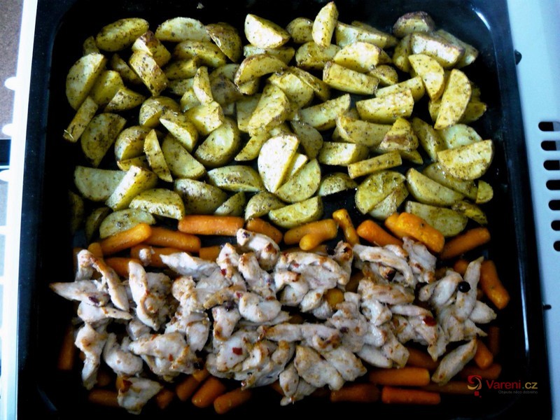 Pikantní kuřecí na baby karotce - fotografie 3