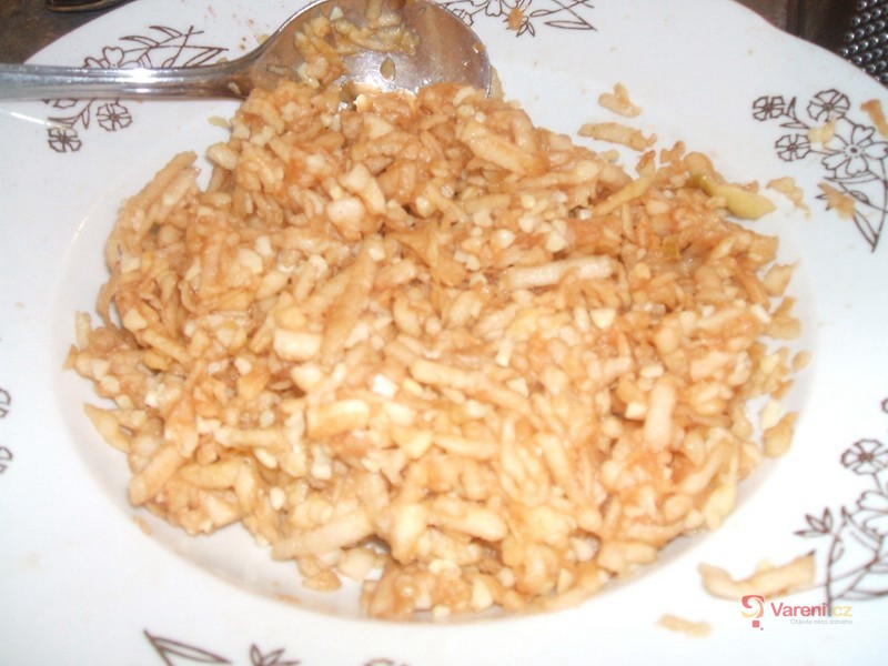 Šátečky s jablky a vanilkovým pudinkem - fotografie 2