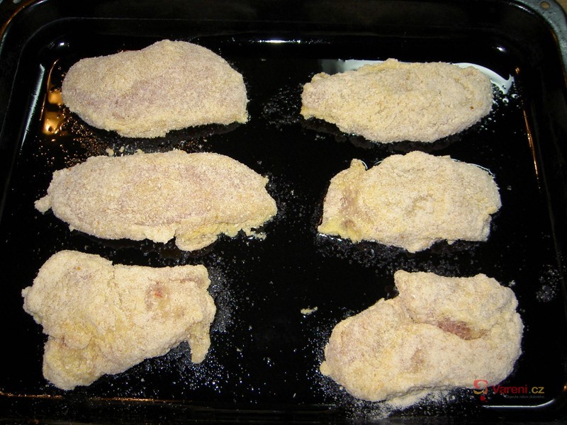 Pečené kuřecí řízky v těstíčku - fotografie 4