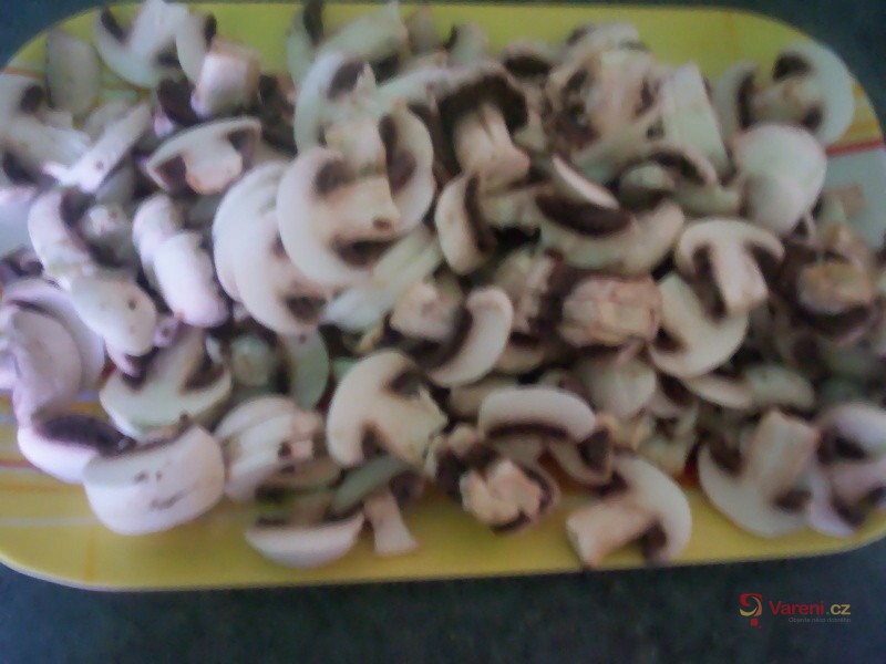 Rychlá žampionová omáčka - fotografie 2