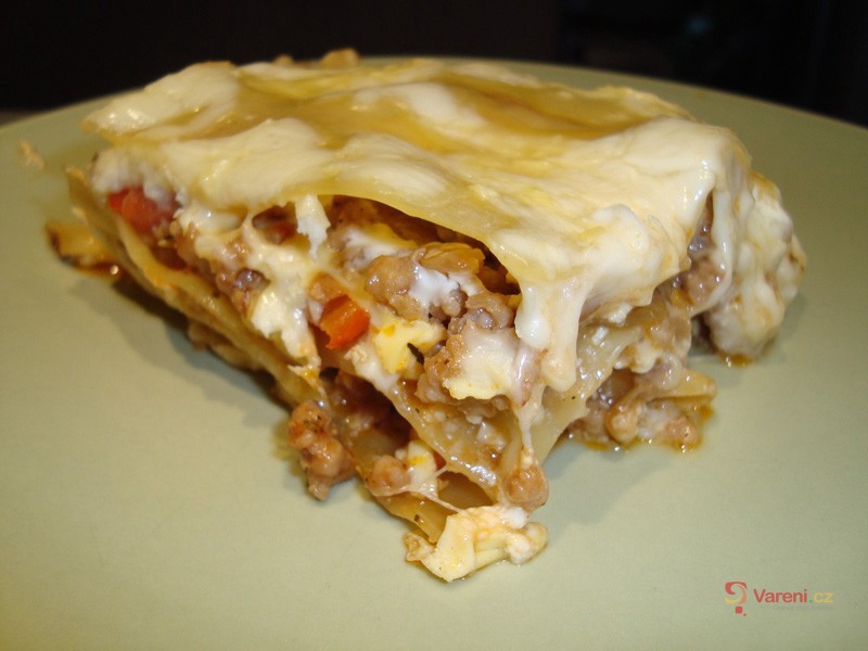 Masové lasagne se sýrovo-smetanovou omáčkou - fotografie 5