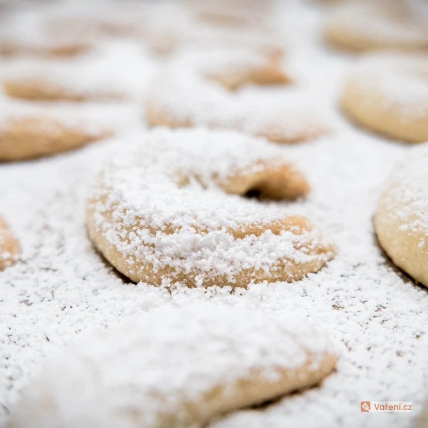 Vanilkové pudinkové rohlíčky