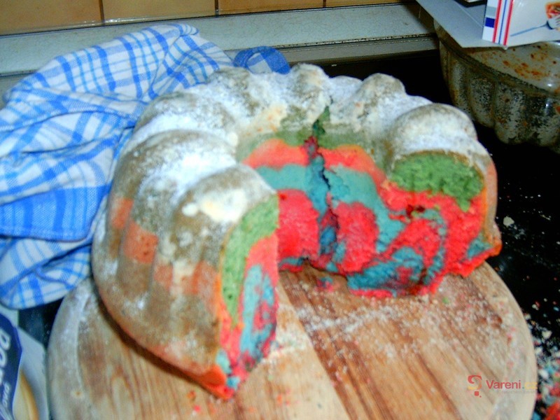 Chaos v bábovce - fotografie 3