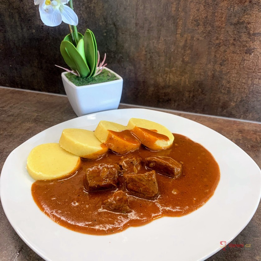 Hovězí guláš podle Richarda Nováka - fotografie 2