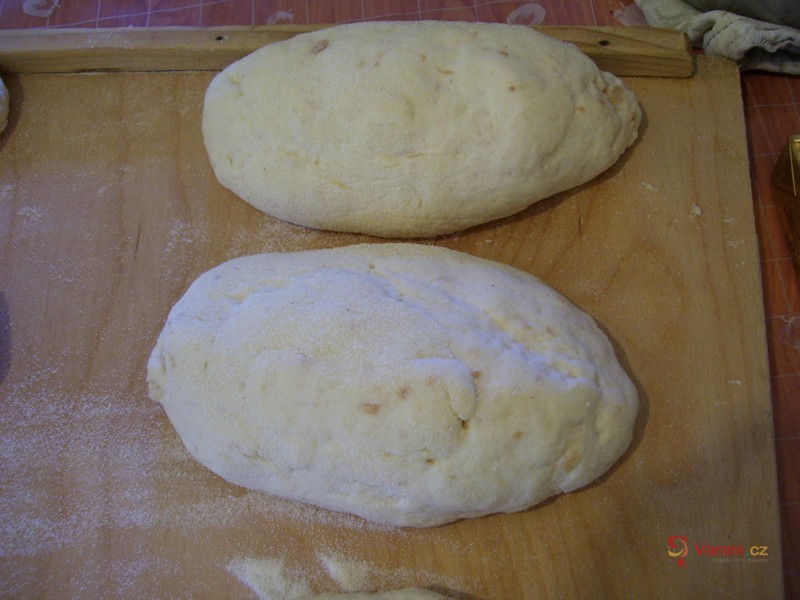 Hrníčkové houskové knedlíky - fotografie 2