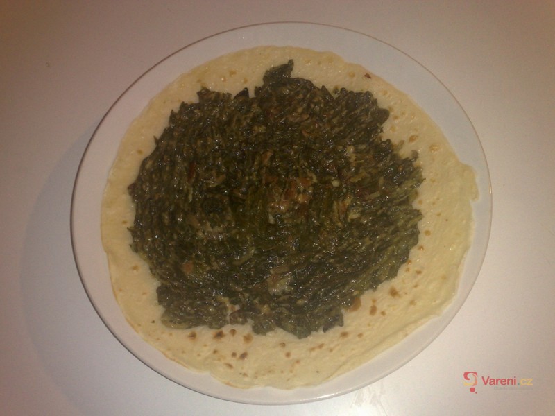 Palačinky se špenátem a houbami - fotografie 2