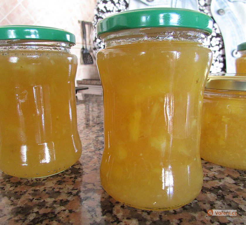 Cuketová marmeláda s ananasem