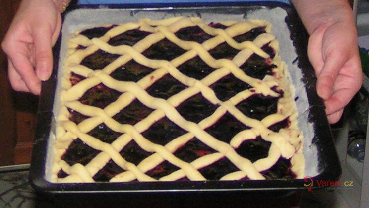 Mřížkový koláč s marmeládou - fotografie 5