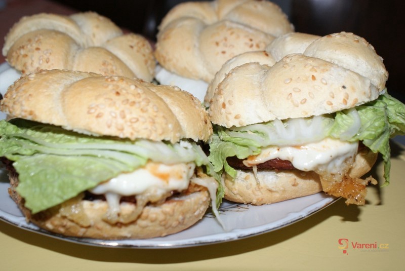 Domácí burger - fotografie 5