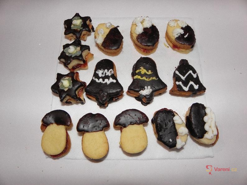 Cukrářské linecké cukroví - fotografie 3