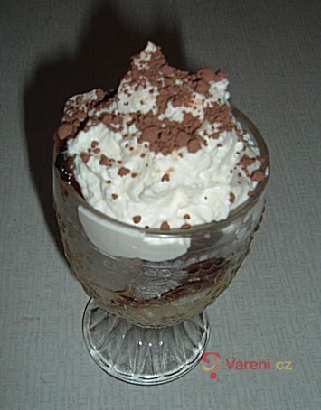 Pečené hrušky se šlehačkou - fotografie 2