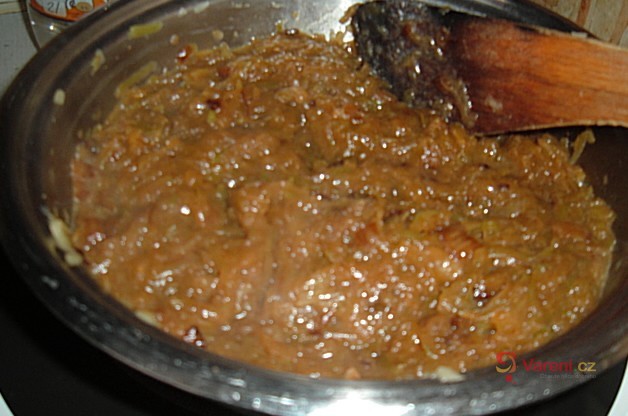 Zelí z nastrouhané cukety - fotografie 5