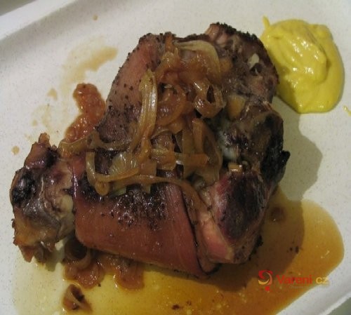 Vepřové koleno pečené v remosce - fotografie 2