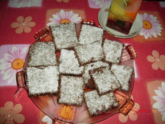 Jemné čokoládové řezy - fotografie 2