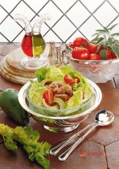 Avokádový salát s lopinem