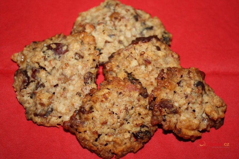 Marokánky se sušeným ovocem a oříšky - fotografie 2