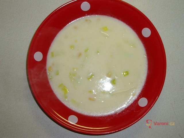 Pórkovo-smetanová polévka s kukuřicí - fotografie 3