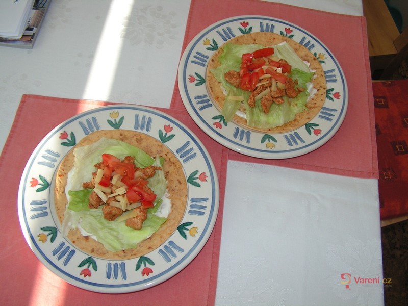 Plněná tortilla se smetanou - fotografie 2