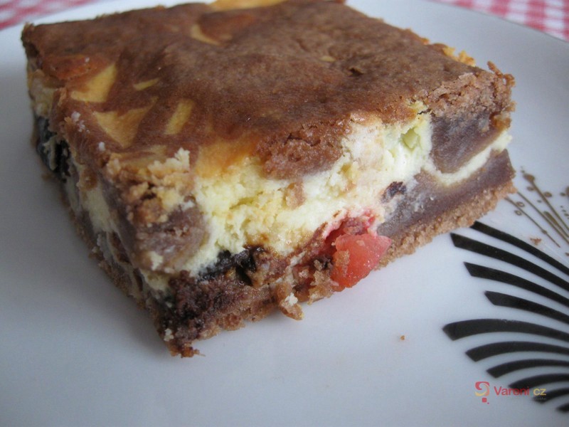 Buchta plněná výbornou tvarohovou náplní - fotografie 2