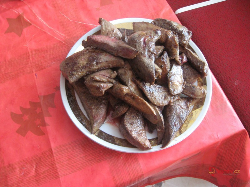 Vepřová játra na grilovacím koření - fotografie 3